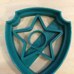 IMG_0455[1.JPG Free STL file Paw Patrol Chase Badge Cookie Cutter FIXED・Template to download and 3D print