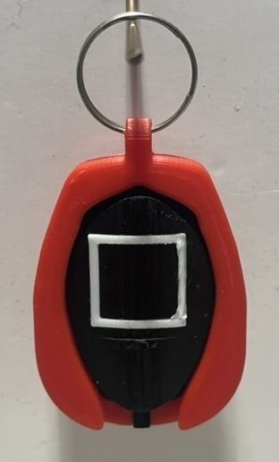 IMG_6954.jpeg Mitarbeiter-Schlüsselanhänger Squid Game