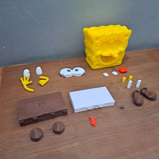 WhatsApp-Image-2024-12-20-at-17.51.50.jpeg Губка Боб 3D принт - многоцветная модель для легкой сборки (не требует покраски)