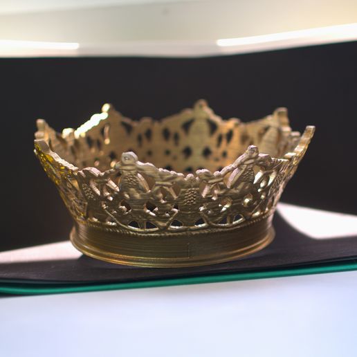 Isabel-1.jpg Crown replica of Isabella the Catholic