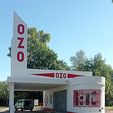 87137190-422a-44e1-941f-956d9c835169.JPG Estación de servicio / estación de servicio francesa vintage OZO (Le Coteau 42120, FRANCIA); Nationale 7