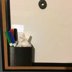IMG_2636.JPG 3D-Datei Magnetischer Whiteboard-Kasten (Marker, etc.) kostenlos・3D-Druckvorlage zum Herunterladen