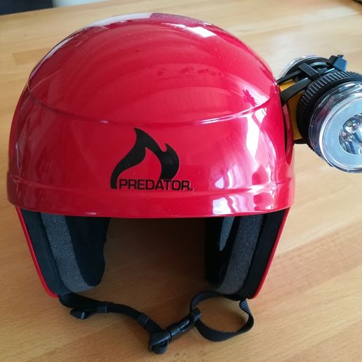 adapter to mount lamp at an predator helmet 3D model