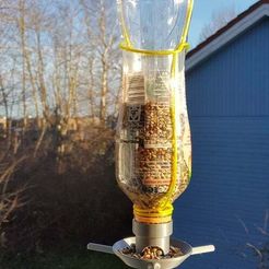20200115_095557.jpg Free STL file Bird Feeder Bottle Cap・3D print design to download