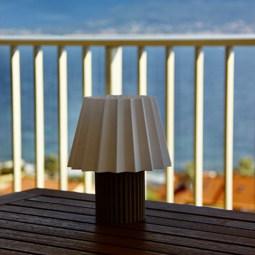 Lampe.jpg Modular lamp