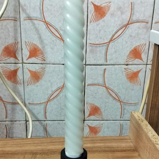 Candle holder