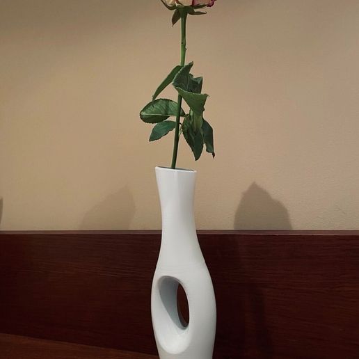 00j5101_002.jpeg Vase