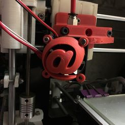 IMG_4151.JPG Free 3D file cover fan 40mm arobase (at)・3D printable model to download