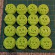 120938789_3419087174983150_6127624034341905352_o.jpg 16 Candy Skulls Clay or Play-Doh Stamps