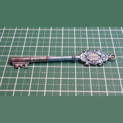 DSC05530r.jpg Residual Evil 3: Key for the armory
