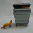 P4060073.jpg 1/14th scale 1100L commercial bin with fox