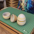 EASTER-EGGS-STRIPES-1-PS.jpg Huevo de Pascua a Rayas Caja Sorpresa - Huevo Hueco Decorativo con Tapa | Pascua Impresión 3D STL