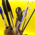 20250226_115711.jpg Clodsire Pen Holder V2