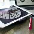 P7050120.jpg iPad Air 2 Double Desktop Stand