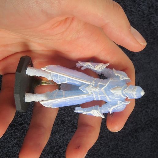 Good7_display_large.JPG Бронированный воин (несколько поз)