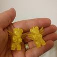 f2b0916ef048039f4a8c40a148398604_display_large.jpg Flying Gummy Cut Flat