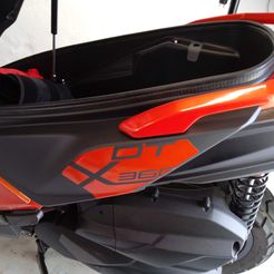 IMG_20230622_165438_234.jpg Cover for storage space, KYMCO scooter DTX360, 2022