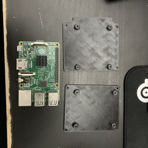 IMG_1702.jpeg Cooler Master MasterBox NR200P Suporte para Raspberry Pi