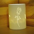 Rose_02_02.jpg Storm Lamp With Roses