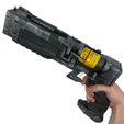 Fallout-laser-pistol-prop-replica-by-blasters4masters-4.jpg Laser gun Fallout 4 Weapon Replica Prop