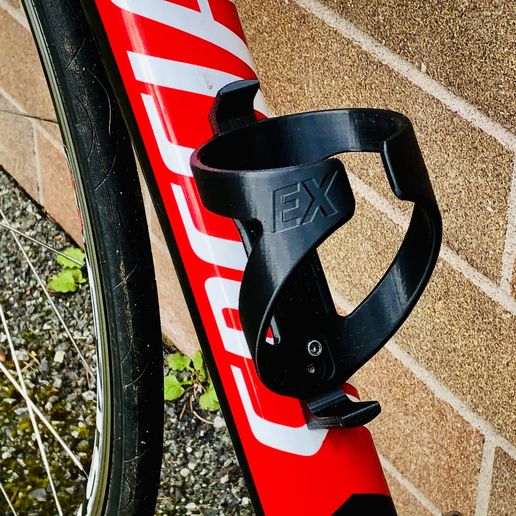 C8B542D9-97F1-4CF7-BEFC-E5EA51F9E430.jpeg Bicycle Water Bottle Cage