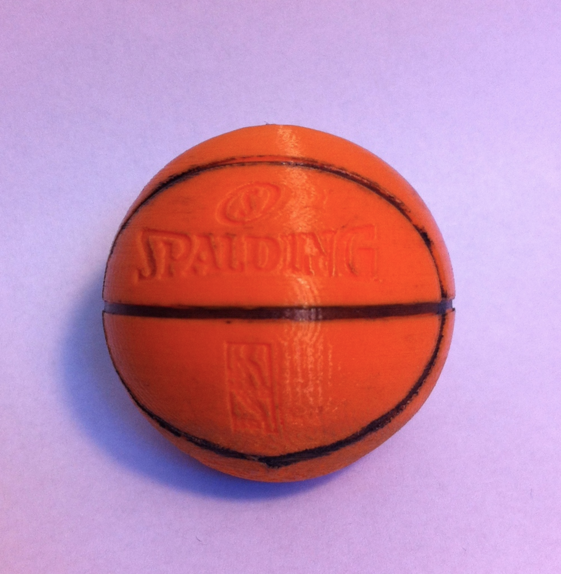 Capture d’écran 2016-12-08 à 12.27.29.png Archivo STL gratis Spalding Basketball・Plan para descargar y imprimir en 3D, Mathi_