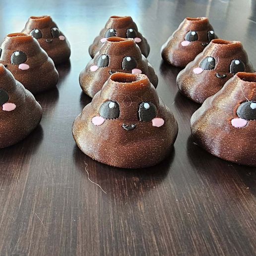 527459410_10234268256546824_4572440144703981352_n.jpg Poooooooooop Strohhalm-Topper