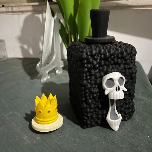 Brook Skull Deckbox - Holds 100 Cards, Double Sleeve Compatible - One  Piece - TCG3D PrintCults