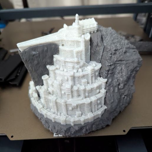 MTG LOTR DECK BOX COMPATIBLE WITH COMMANDER DECKS: Minas Tirith #0693D  Print with the Anycubic Kobra S1 3D printerCults