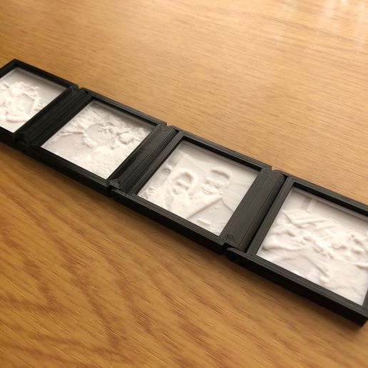 Litho Chain 2.jpg Lithophane Desk Chain