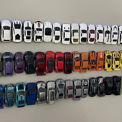 Hotwheels 1:64 Invisible Wall Mount