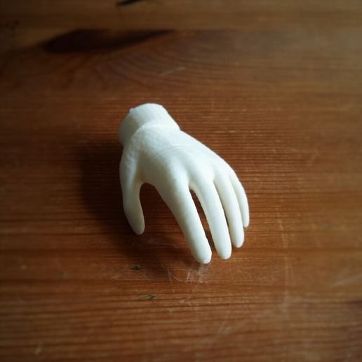 20160605_123709.jpg Рука на подставке - скульптурная модель в Blender