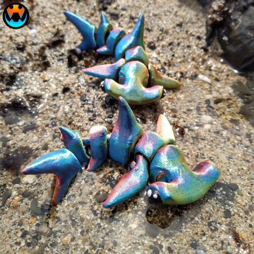 resize-signal-2023-04-18-103853-003.jpg Tiny Hammerhead, Flexible Shark, Print in Place, No Supports