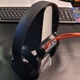20250331_230048.jpg Headphone stand
