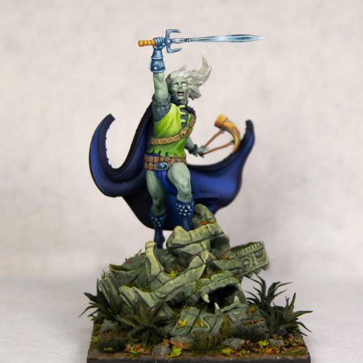 01-cor.jpg El último emperador - Versión estatua