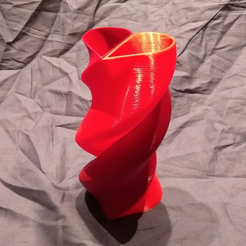 Capture d’écran 2018-01-16 à 10.03.03.png Free STL file Twisted Heart Double Vase - Single Extruder・3D print model to download, Bugman_140