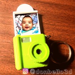 FOTO1.jpg Camera with portrait holder, cam, souvenir