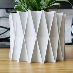 MigIMG_20230715_180253.jpg STL-Datei Gothic Speer Topf und Pflanzer für Zimmerpflanzen - Vase Modus kostenlos・Design für 3D-Drucker zum herunterladen