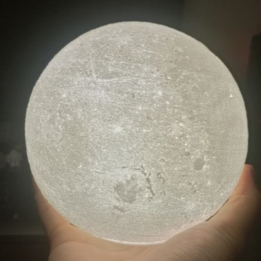 bc2bb1d9655463fa6734d04719a17e9a_display_large.jpg Luna Brillante