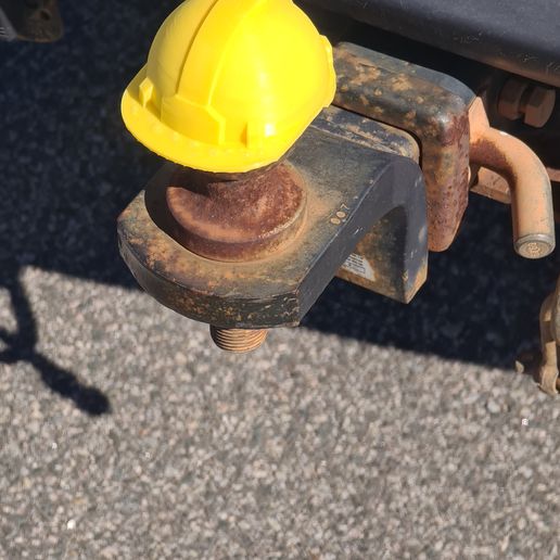 20250317_151708.jpg Hard hat for tow ball
