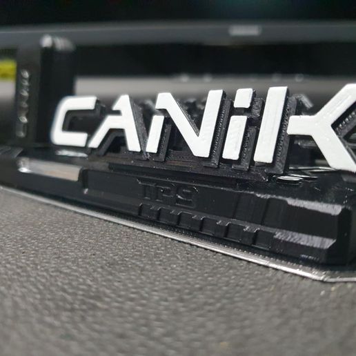 1b194eb8-6700-4638-8f20-ef5250717c0f.jpg CANIK TP9 Display-Ständer (Update Neue Basis)