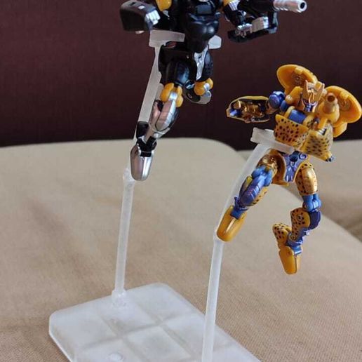 Immagine-WhatsApp-2025-05-01-ore-22.25.13_2beb095d.jpg Posable Action Figure Display Stand – Modular 3D Printed