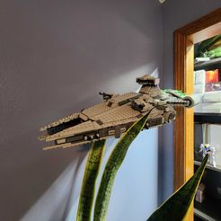 20230206_111044.jpg Lego Imperial Light Cruiser Wallmount Stand