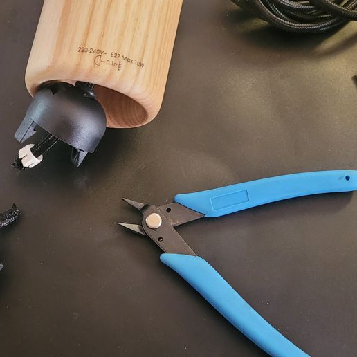 20240809_111712.jpg Lámpara de mesa + pantalla Flower Of Life