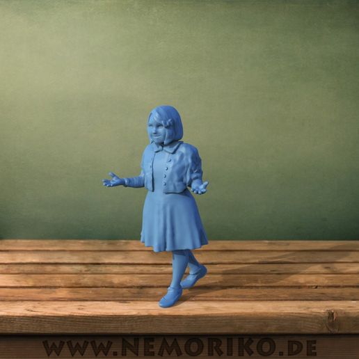 Nemoriko`s : Lucy  ( Narnia style )