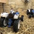 IMG_7125.jpg FORD 1/10 tractor (static model version)