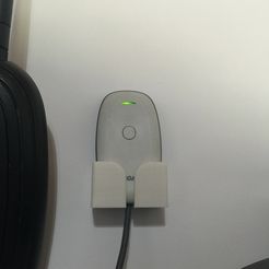 IMG_3281.JPG Free 3D file Xbox 360 Wireless Gaming Receiver for Windows support・3D print object to download