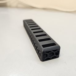 1000004322.jpg Honeycomb USB Stick Organizer