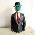 G.jpg Surrealist Mystery Bust – Magritte-Inspired 'Son of Man' Sculpture