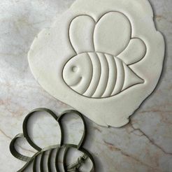 331469743_865586107863419_6300517571781035699_n.jpg Fichier STL emporte-pièce abeille・Plan pour impression 3D à télécharger
